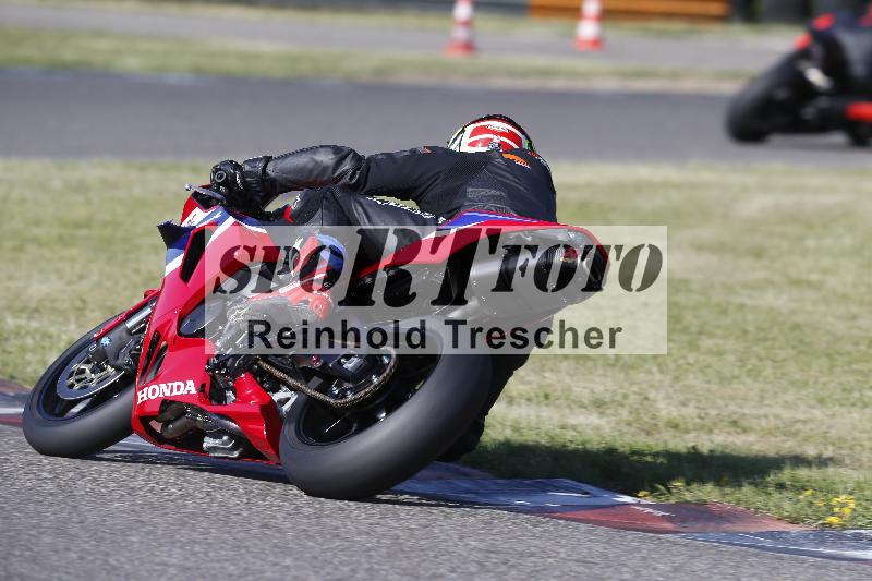 Archiv-2025/17 17.05.2025 PROMAX ADR/Gruppe gelb/unklar